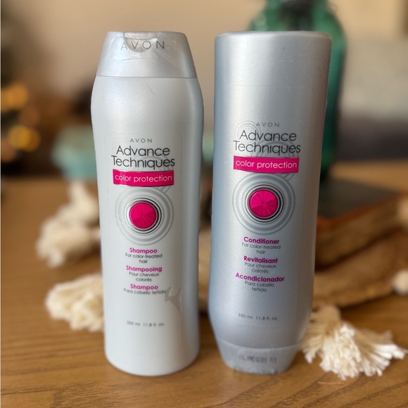 Avon Advanced Techniques Color Protection Shampoo & Conditioner - Picture 1 of 2